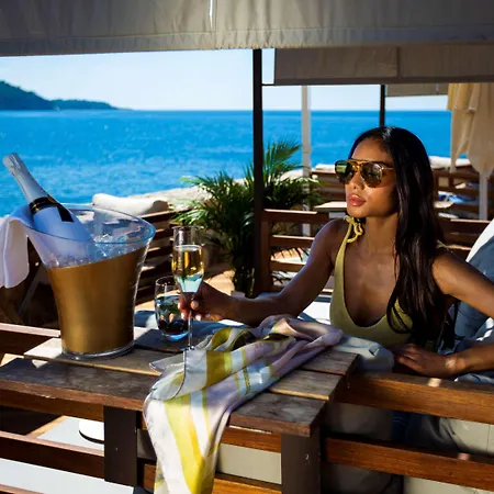 Rixos Premium