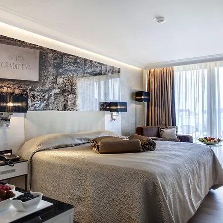 Rixos Premium Szálloda 5*